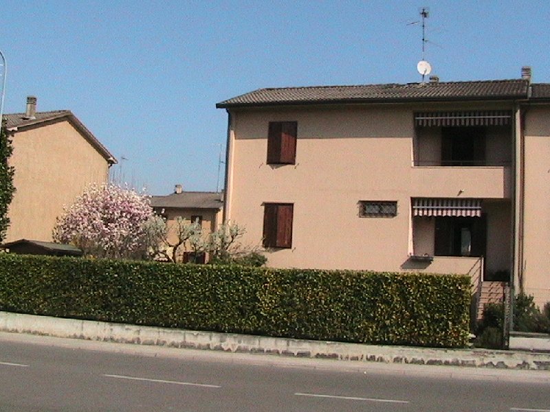 Villa a schiera abitabile in zona Virgilio a Borgo Virgilio