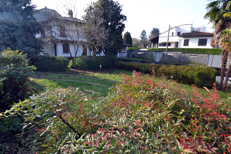 Villa SAN COLOMBANO AL LAMBRO vendita    Studio Fanfulla s.n.c.