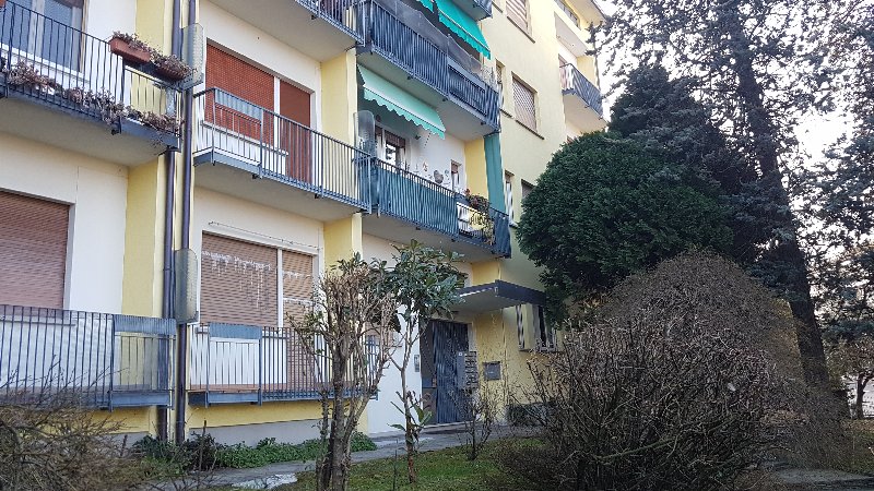 Appartamento SOLBIATE ARNO vendita  Monte Via montebello,21 Saverio Di Fazio