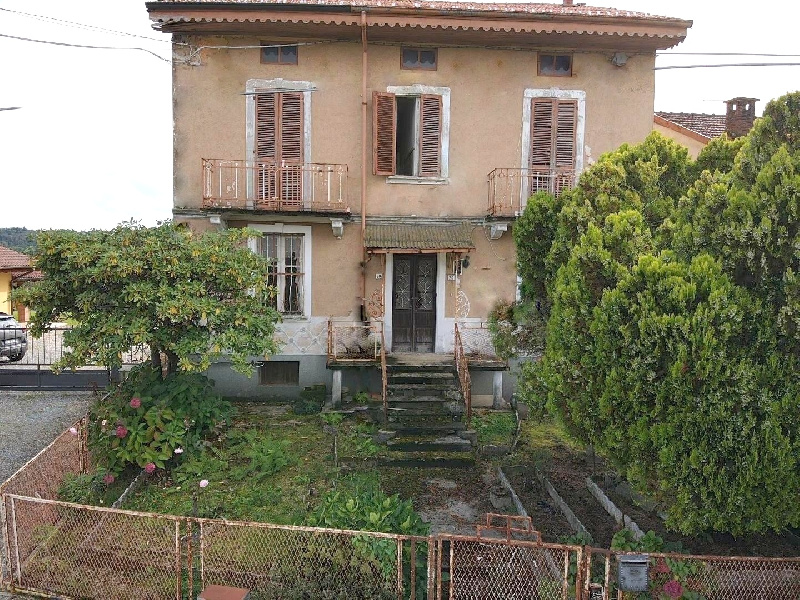 Casa indipendente in vendita a Bornasco, Sala Biellese (BI)